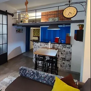 Loft Center+free Parking Apartamento